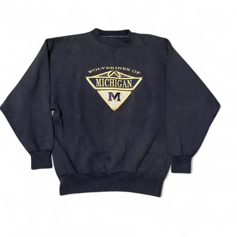 University of Michigan wolverines embroidered crewneck 90s vtg faded L/22.75
